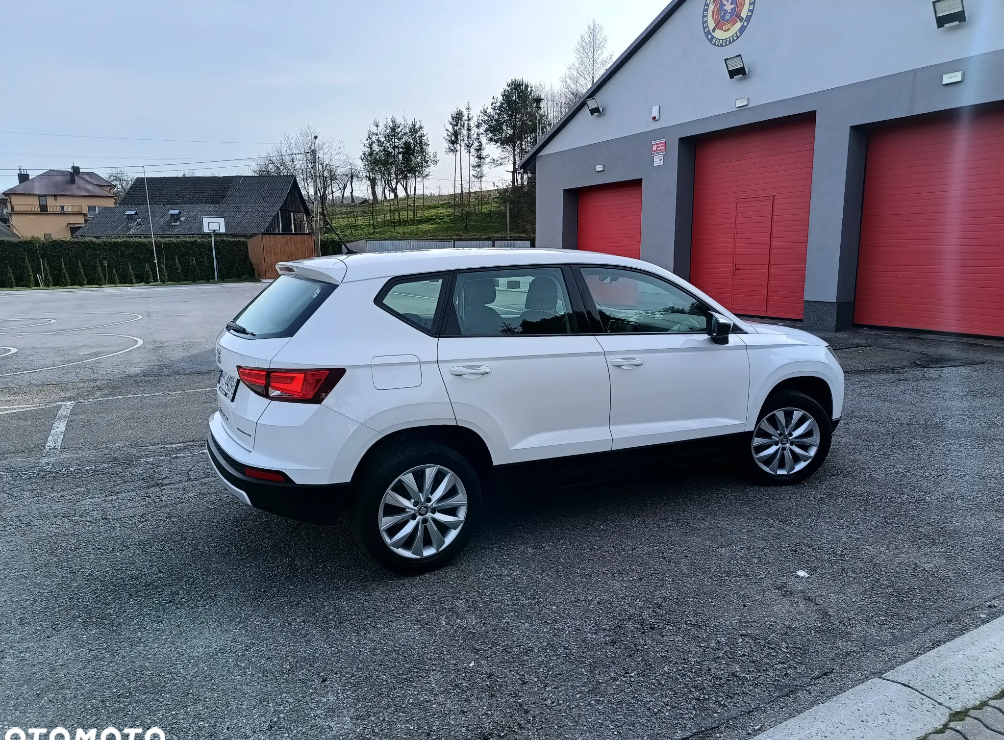 Seat Ateca cena 59900 przebieg: 165000, rok produkcji 2016 z Serock małe 631